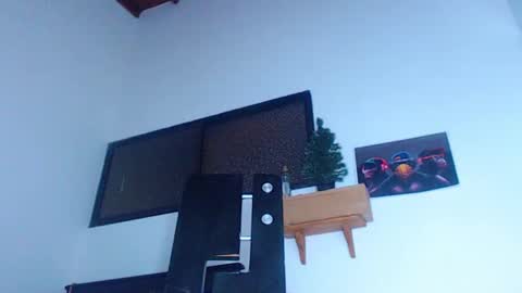 Cristopher online show from 28, 1, 2025