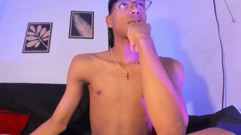 criss_zuri online show from 10, 2, 2026