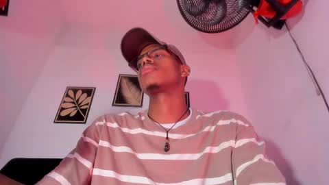 criss_zuri online show from 20, 5, 2026