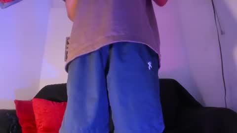 criss_zuri online show from 22, 6, 2026