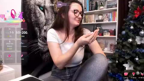 Snapshot of crissnight chatting on 5, 12, 2025 Twitter Christinne p online show from 5, 12, 2025