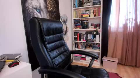 Snapshot of crissnight chatting on 6, 3, 2026 Twitter Christinne p online show from 6, 3, 2026