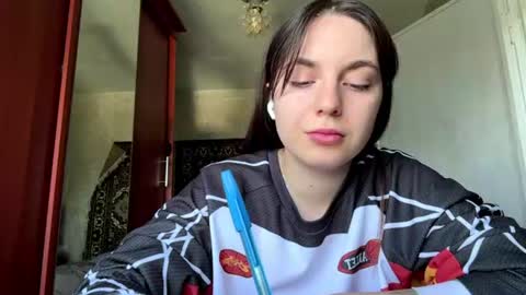 Snapshot of cristabonifer chatting on 20, 7, 2026 Annie online show from 20, 7, 2026