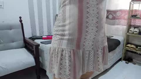 Snapshot of cristal_18xxx chatting on 2, 2, 2026 Cristal online show from 2, 2, 2026