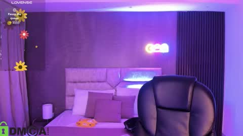 cristal__adams online show from 5, 11, 2025