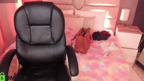 cristal__adams online show from 20, 2, 2026