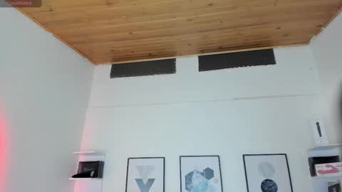 Cristal online show from 11, 2, 2025