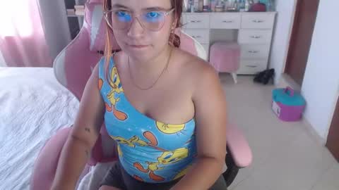 andrea  online show from 23, 9, 2025