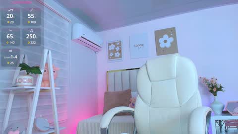 Snapshot of cristal_bunny chatting on 30, 1, 2025 Cristal  online show from 30, 1, 2025