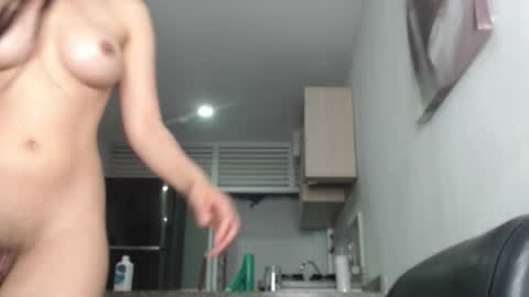 cristal beautiful online show from 3, 5, 2026