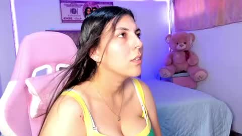 cristal_smith20 online show from 25, 7, 2026