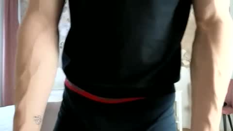 CristianoHailey online show from 7, 5, 2026