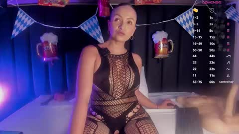 Snapshot of cristina_joy chatting on 30, 9, 2025 cristina_joy online show from 30, 9, 2025