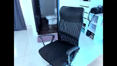 Snapshot of cristinasweet7 chatting on 2, 12, 2025 cristinasweet7 online show from 2, 12, 2025