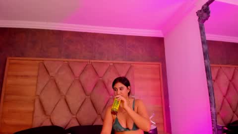 CristineRain online show from 4, 5, 2026