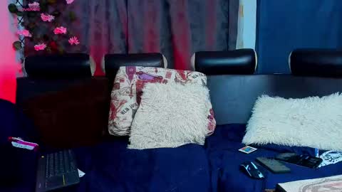 Cristofer online show from 4, 10, 2025