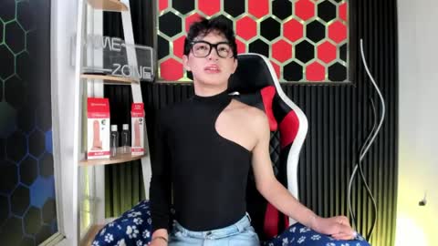 Cristopher  online show from 2, 5, 2026