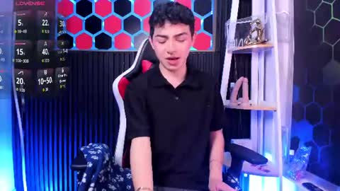 Cristopher  online show from 2, 7, 2026
