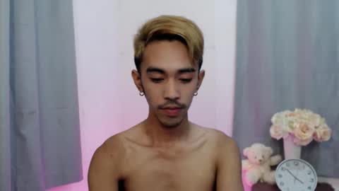 crocodale online show from 14, 11, 2025