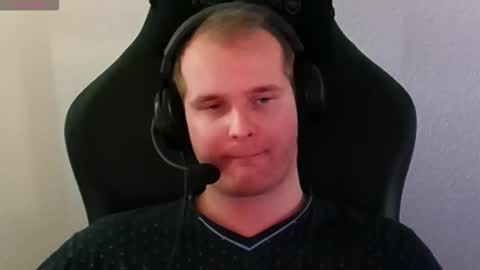 Snapshot of croissant911 chatting on 20, 10, 2025 Anderson online show from 20, 10, 2025