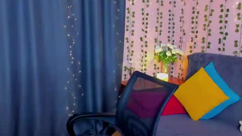 xx Amina xx online show from 24, 6, 2026
