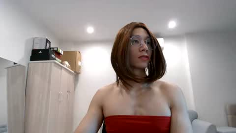 Anna online show from 3, 8, 2026