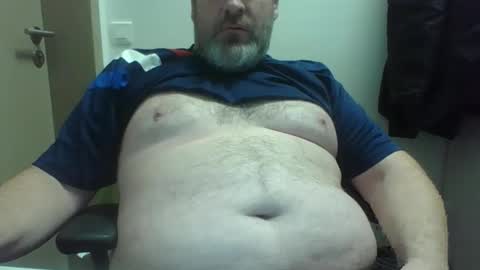 Crouch1 online show from 29, 10, 2025