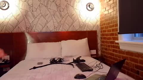 CruellaCuck online show from 8, 12, 2024