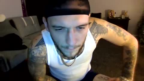 Snapshot of cruz815 chatting on 18, 12, 2025 cruz815 online show from 18, 12, 2025