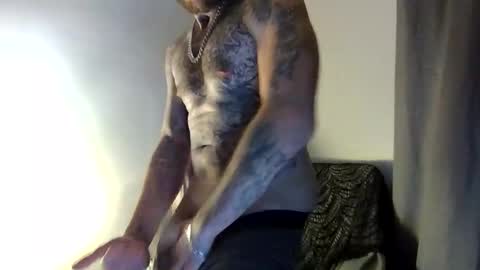 Snapshot of cruz815 chatting on 20, 12, 2025 cruz815 online show from 20, 12, 2025