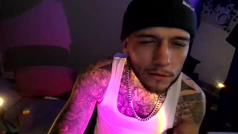 Snapshot of cruz815 chatting on 19, 3, 2026 cruz815 online show from 19, 3, 2026