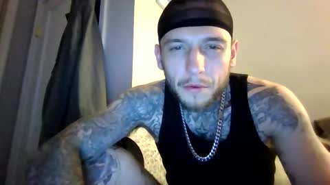 Snapshot of cruz815 chatting on 18, 5, 2026 cruz815 online show from 18, 5, 2026