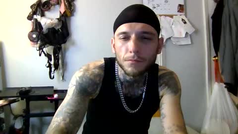 Snapshot of cruz815 chatting on 19, 5, 2026 cruz815 online show from 19, 5, 2026