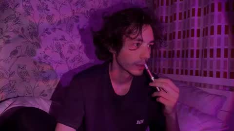 crybae0 online show from 3, 3, 2026