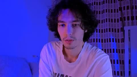 crybae0 online show from 17, 3, 2026