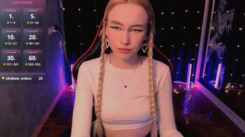 Snapshot of crybambi chatting on 23, 3, 2026 crybambi online show from 23, 3, 2026