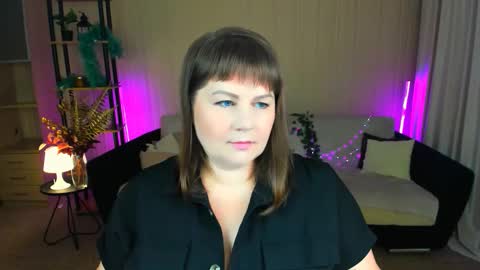 Anna online show from 8, 9, 2025