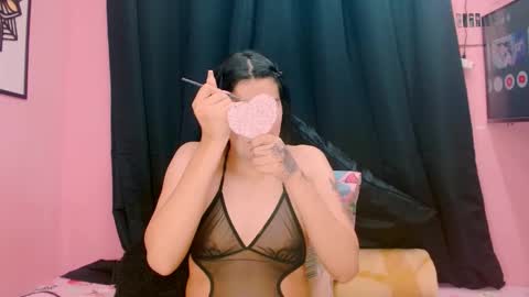 Snapshot of crystal420_ chatting on 16, 11, 2025 Instagram cristal espinosa1 online show from 16, 11, 2025