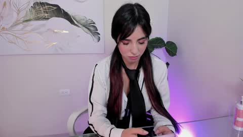 Snapshot of crystal_arlette chatting on 2, 6, 2026 crystal_arlette online show from 2, 6, 2026