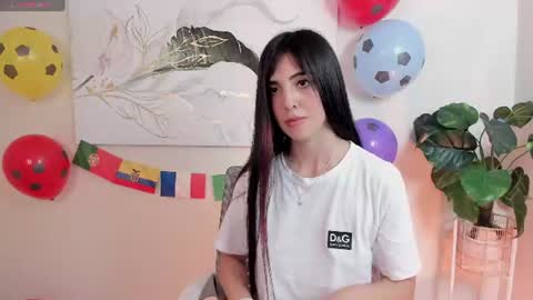 Snapshot of crystal_arlette chatting on 19, 6, 2026 crystal_arlette online show from 19, 6, 2026