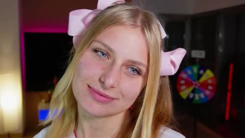 Crystal online show from 8, 2, 2026