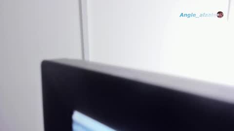 angie  online show from 18, 2, 2026