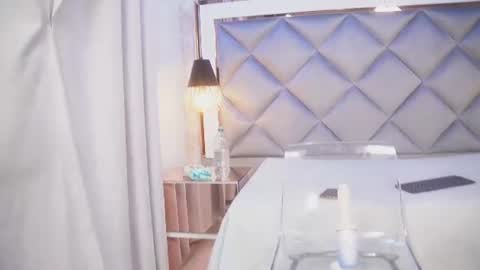 crystal_gilton online show from 10, 7, 2026