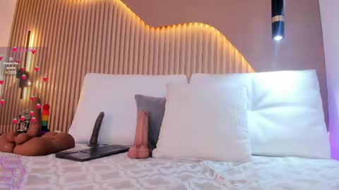Snapshot of crystal_star16 chatting on 21, 5, 2026 Chris online show from 21, 5, 2026