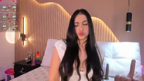 Snapshot of crystal_star16 chatting on 24, 6, 2026 Chris online show from 24, 6, 2026