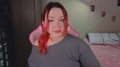 Snapshot of crystalblaze_ chatting on 4, 12, 2025 Grace online show from 4, 12, 2025