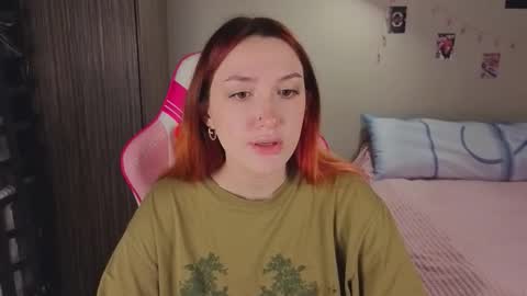 Snapshot of crystalblaze_ chatting on 14, 12, 2025 Grace online show from 14, 12, 2025