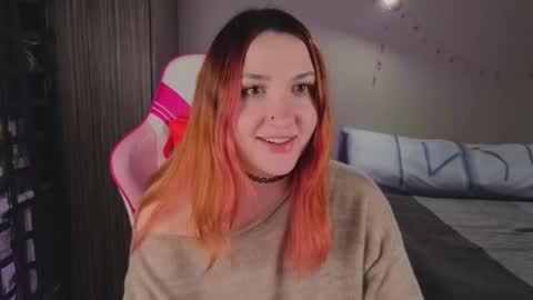 Snapshot of crystalblaze_ chatting on 20, 12, 2025 Grace online show from 20, 12, 2025