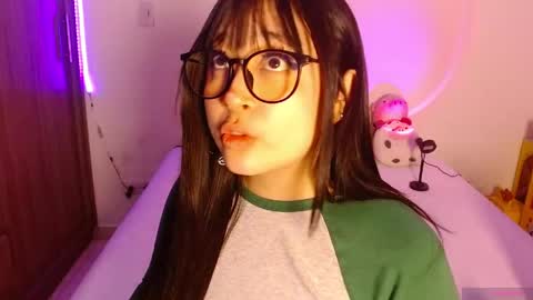 Olivia  online show from 28, 4, 2026