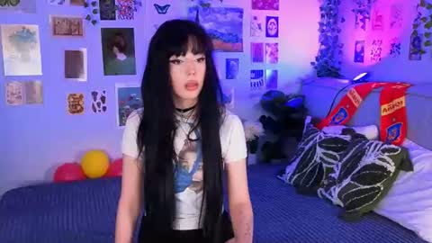 Snapshot of crystall0ve chatting on 30, 6, 2026 crystall0ve online show from 30, 6, 2026